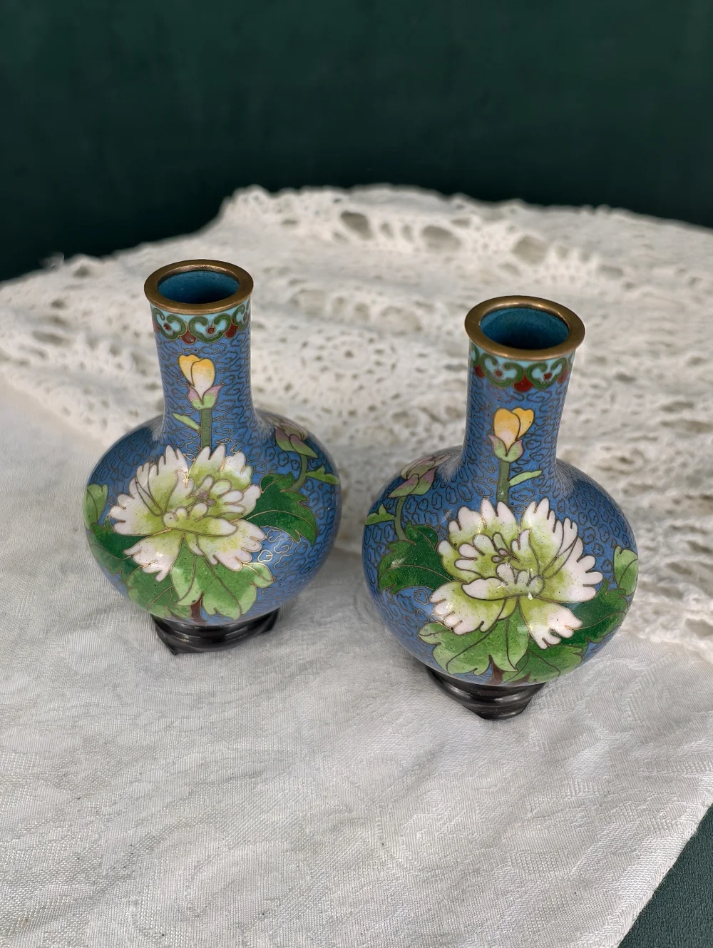 Vintage Blue Small Floral Enamel Cloisonné Vase Pair - Picture 2 of 7